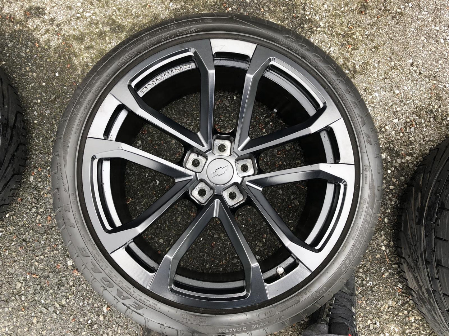 Genuine Chevrolet Camaro ZL1 20” Wheel & Tire Set