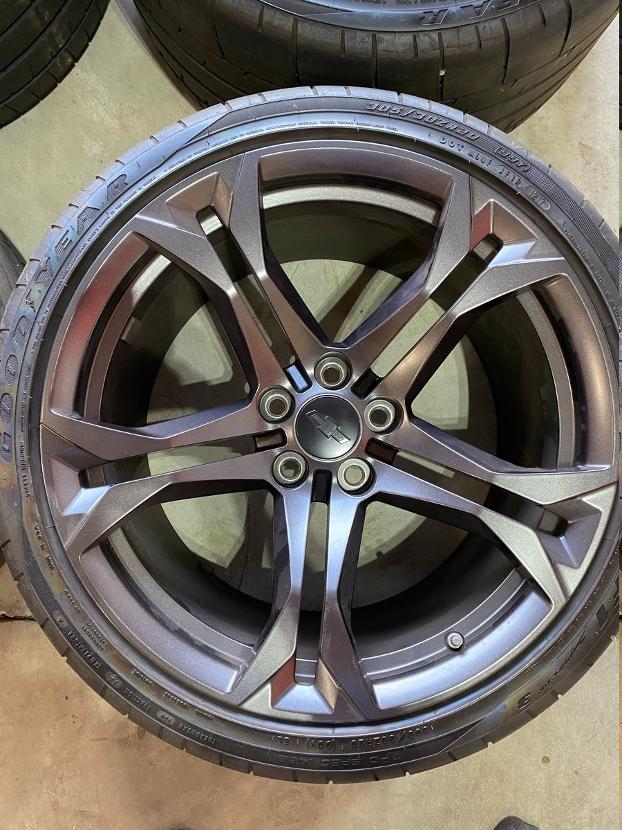 Genuine Chevrolet Camaro SS 1LE 20” Wheel & Tire Set